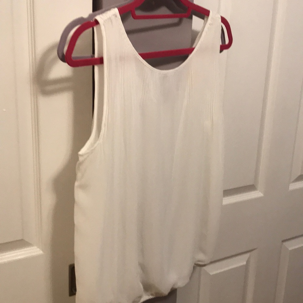 Max studio ivory top large with tags